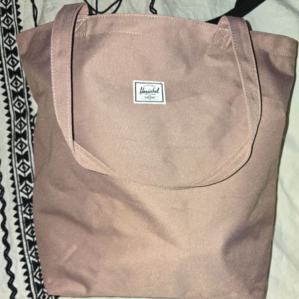Hershel Tote bag